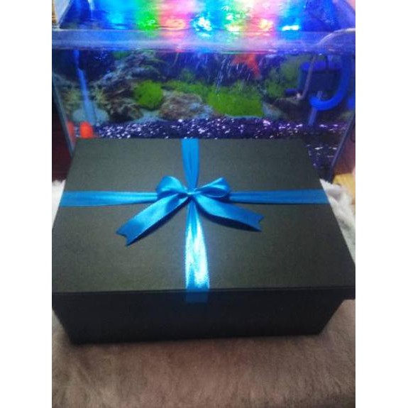 

LANGSUNG BELI Kotak box atau giftbox 35x25x15 cm hitam GER++