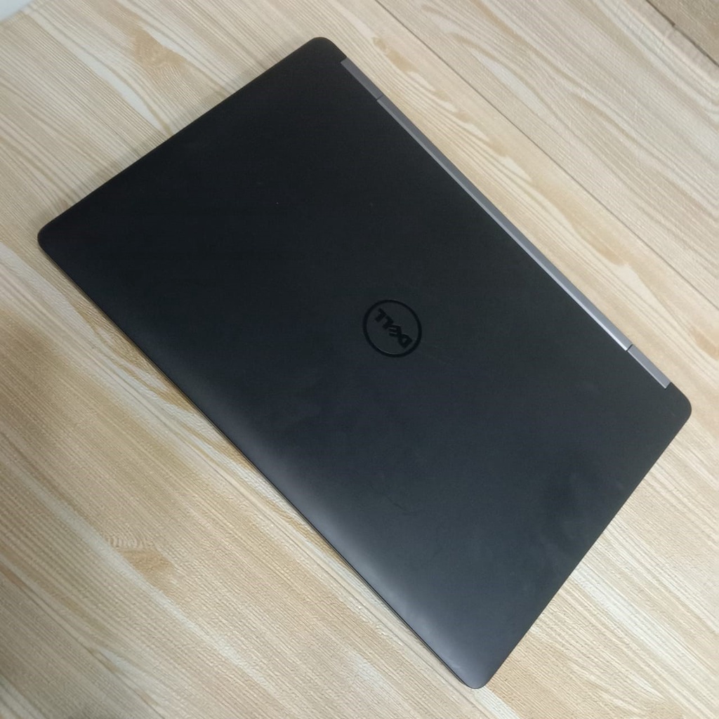 LAPTOP DELL LATITUDE E5570