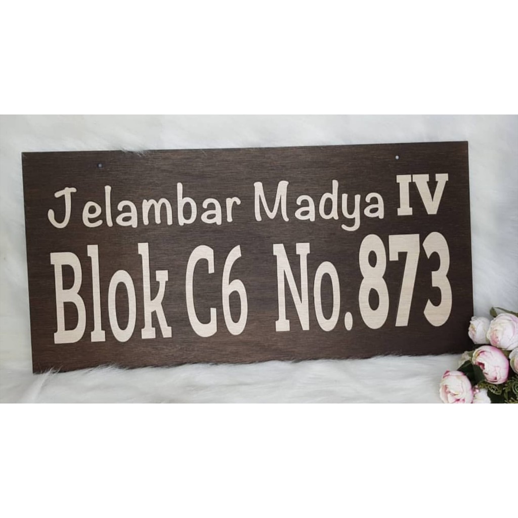 Papan Alamat Rumah