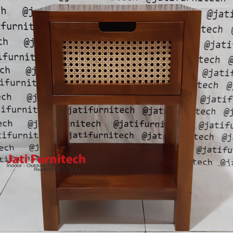 Bedside Table Rotan