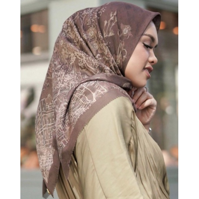 Buttonscarves british series brown