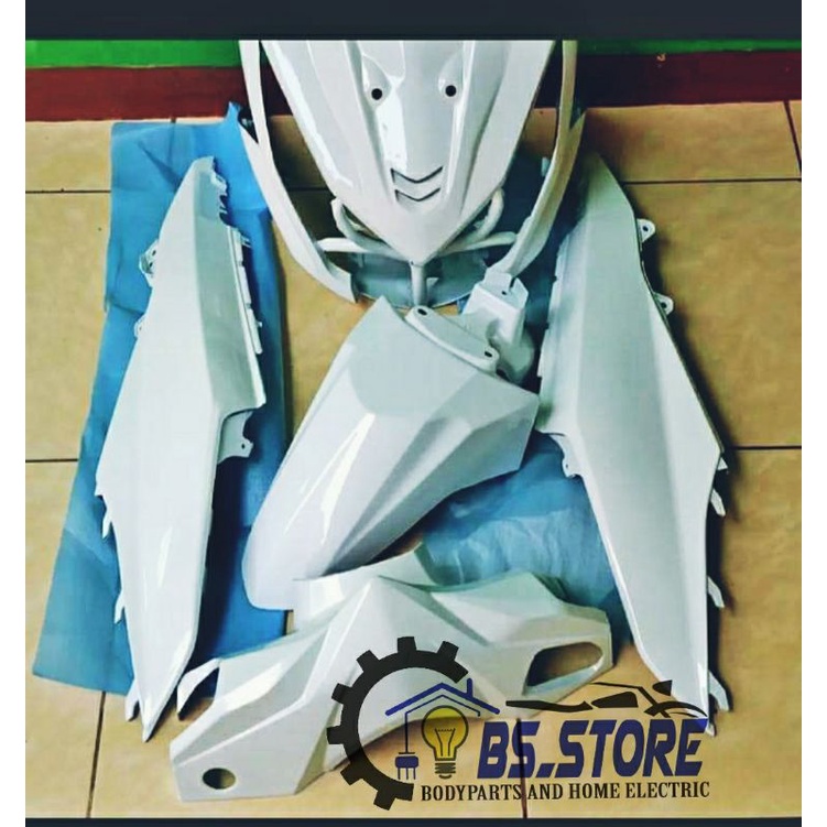 body halus  BEAT FI 2012 2013 2014 STATER BERISIK / full body halus motor honda beat fi 2013 2014 2015 putih