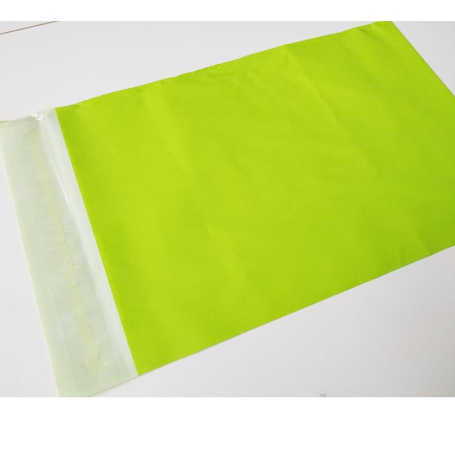 

Flash Sale - POLYMAILER ±100PCS 28x45CM GREEN SEMI GLOSSY PLASTIK POLYMAILER HIJAU .