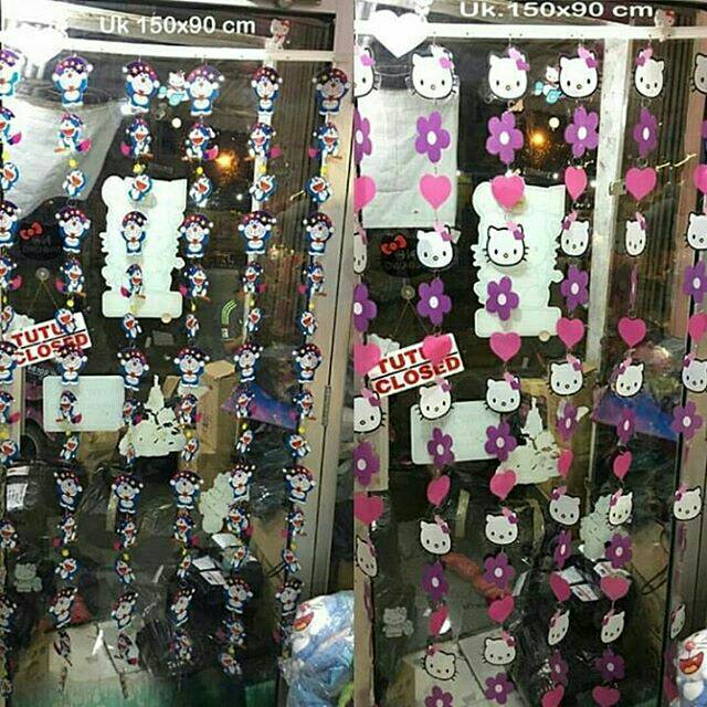 Tirai Plastik Karakter Gagang Kawat