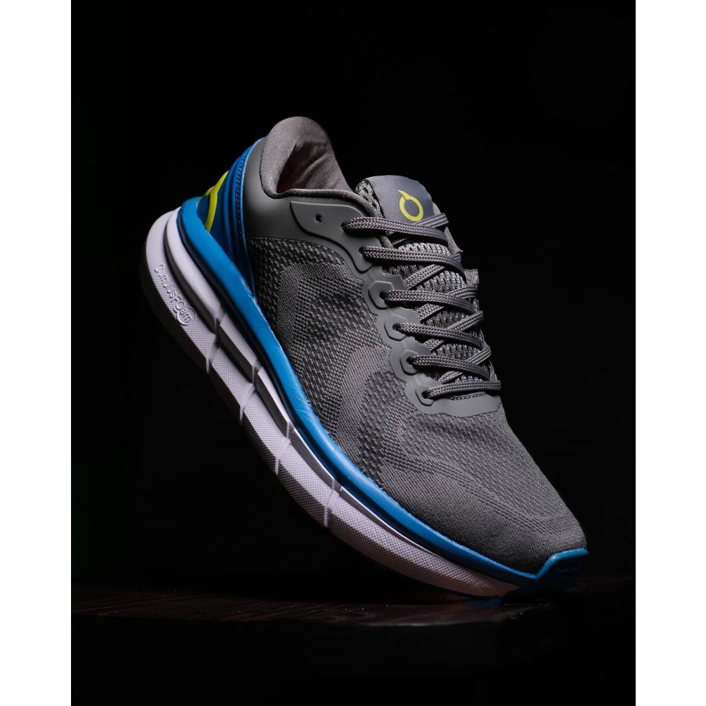ortuseight hyperfuse grey sneakers sepatu running