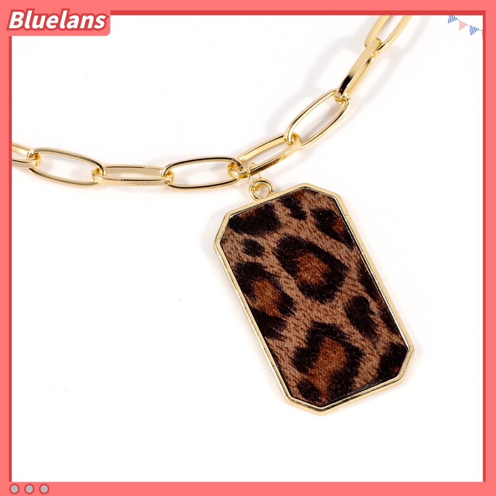 Kalung Rantai Panjang Liontin Persegi Motif Print Leopard Untuk Wanita