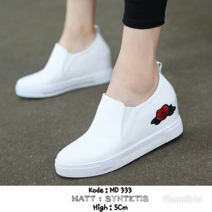 A (MD 333) PUTIH - SLIP ON WEDGES