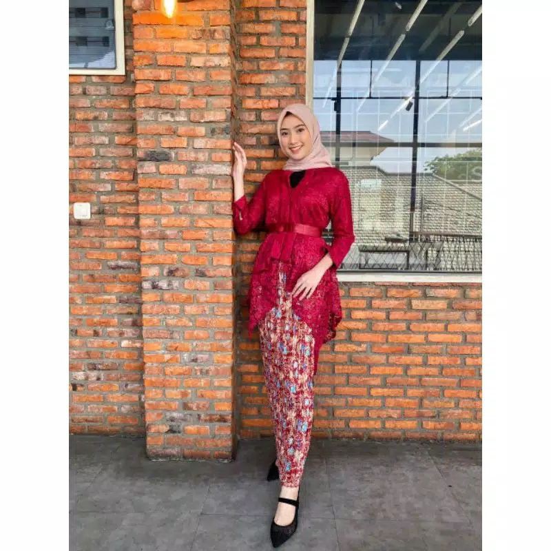 SETELAN KEBAYA BROKAT/KEBAYA ORIGINAL/KEBAYA PESTA/PB