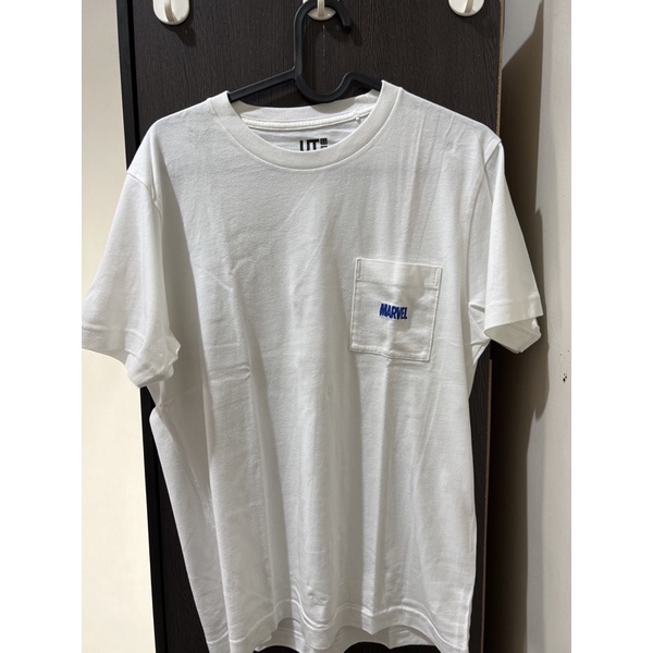 Kaos Uniqlo Marvel