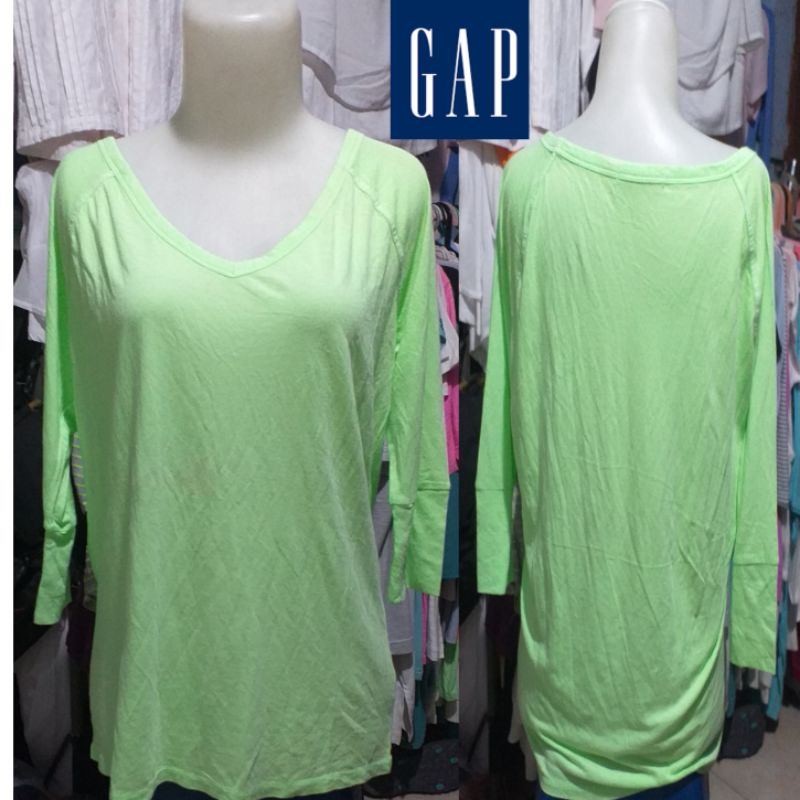 T-Shirt Gap V neck green 7/8 Sleeve Kaos polos Branded wanita