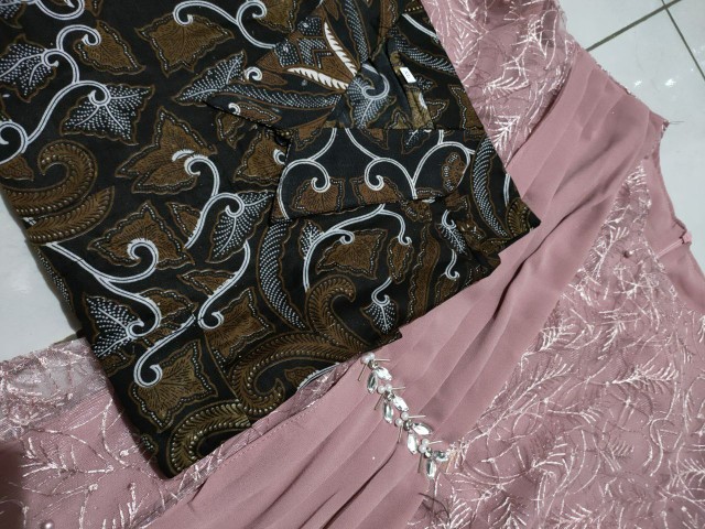 Dress Brukat| Batik Couple | Kebaya Modern | Gamis | Gamis Murah | Kebaya | Batik Wanita Baju Wanita