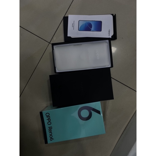 

kardus box OPPO Reno 6