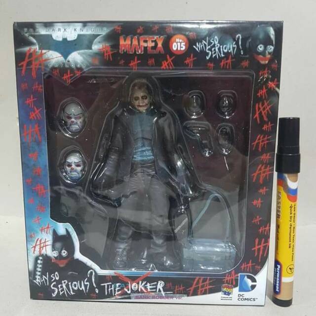 Sale mainan action figure joker mafex , dc , detail bagus murah meriah
