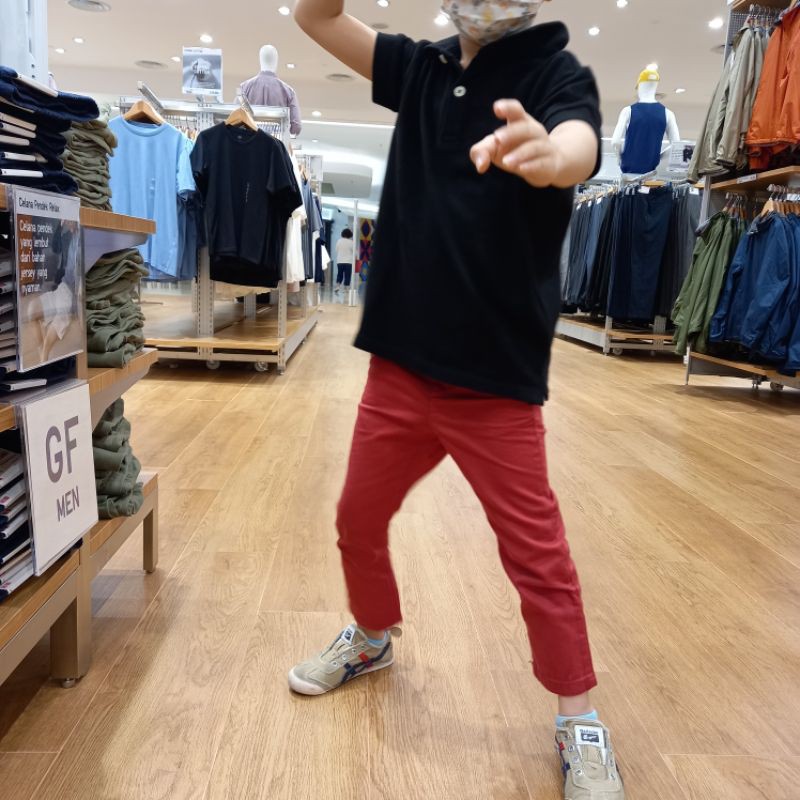 UNIQLO ORI SALE 80% GARANSI TERMURAH Setelan Anak Celana Panjang Denim Jeans Ezy Ankle Pants Tshirt