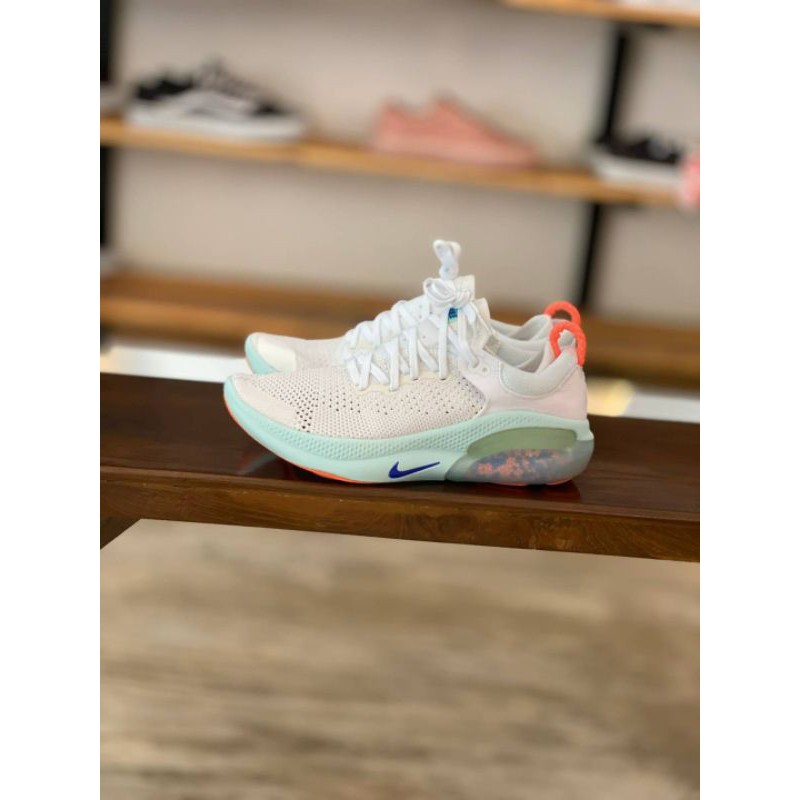 nike joyride tosca