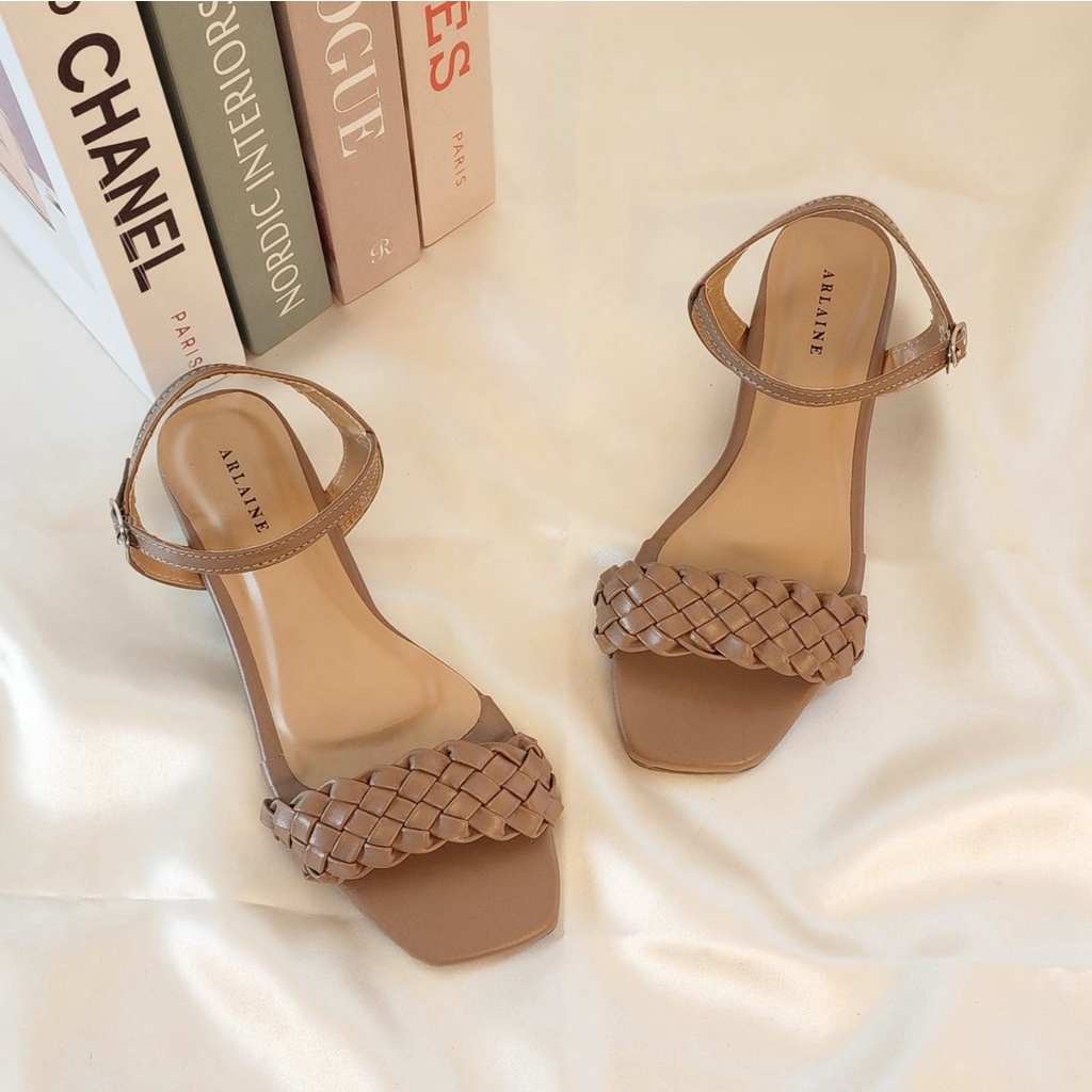 Arlaine - Daniela Sandal Heels Wanita / Heels Tali / Heels Kepang / Heels Tali Wanita / Heels Tali Kepang