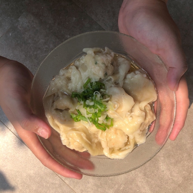 

WONTON / PANGSIT REBUS ORIGINAL FROZEN ISI 10pcs