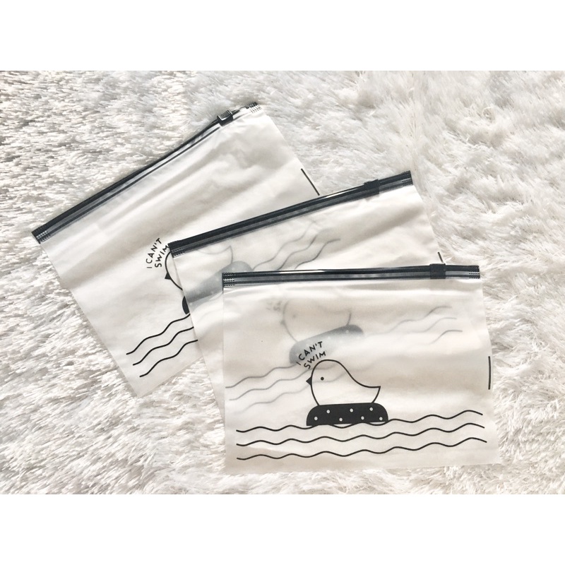 

KOTAK PENSIL TRANSPARAN MOTIF BURUNG