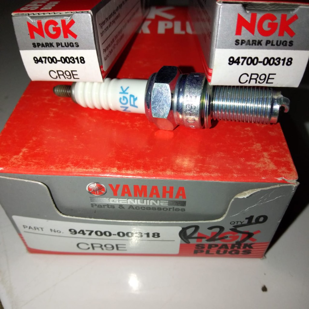 Busi Yamaha NGK R25 R 25 CR9E 94700 00318