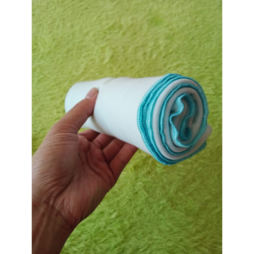 Bedong Bayi Polos ukuran 110*90cm