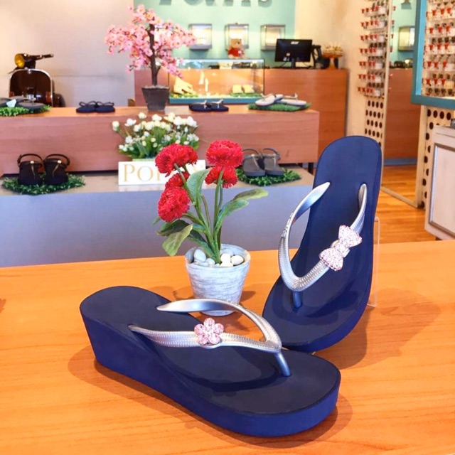 Sandal popits 7cm tall navy silver