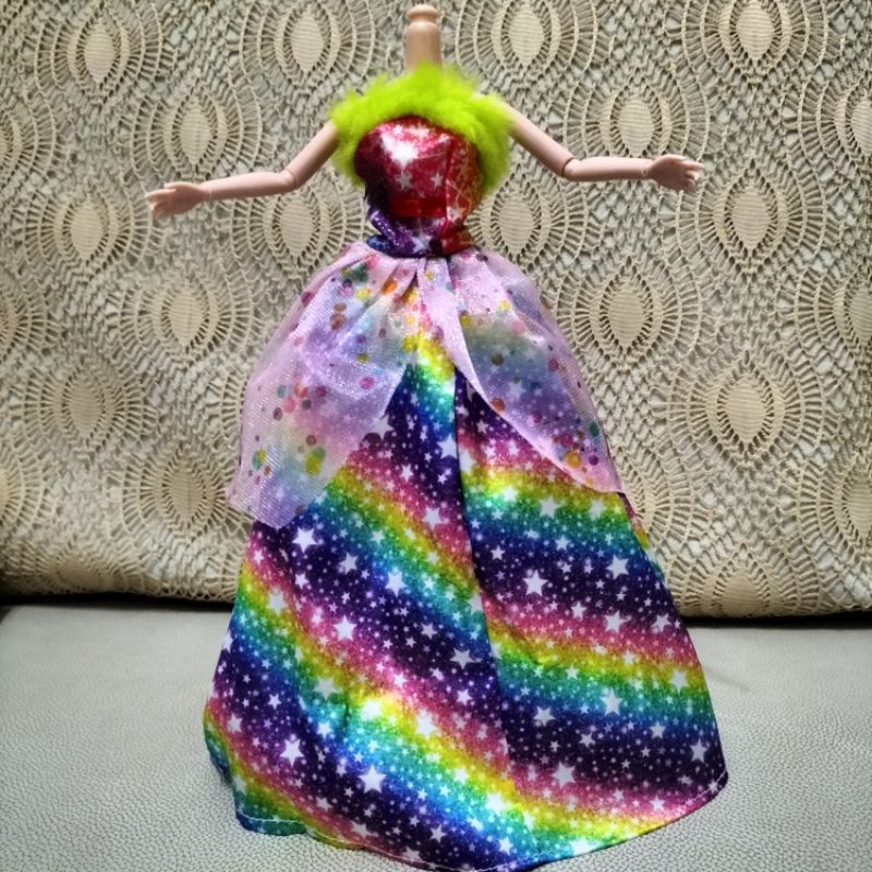 baju Barbie gaun panjang princess - motif pelangi bulu hijau