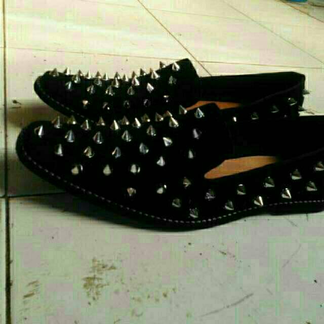 Sepatu Slip On / Sepatu Pria Slip On / Sepatu Slip On Duri
