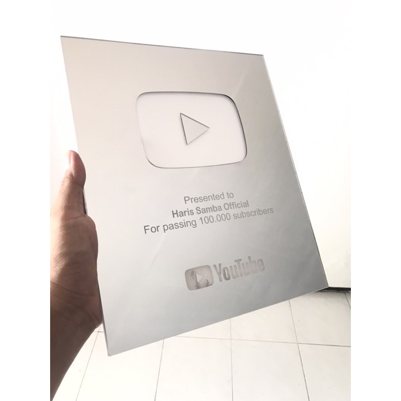 Play Button Youtube Bahan Akrilik Silver