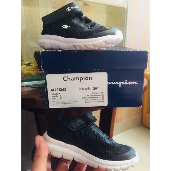 preloved sepatu anak champion 1-2 th