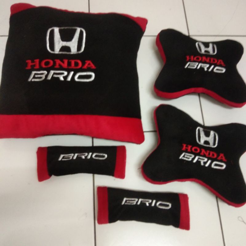 honda brio aksesoris bantal mobil