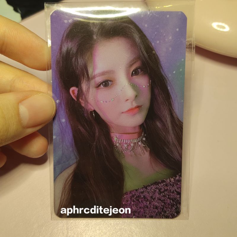 [BOOKED] photocard yiren reminiscence