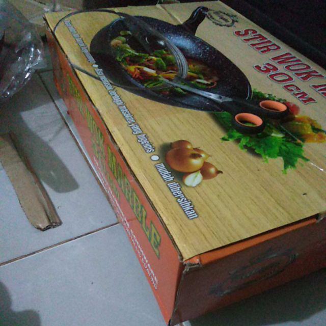 Wajan Stirwok 30cm Marble Pan Die Cast Titanium Metalic Coating