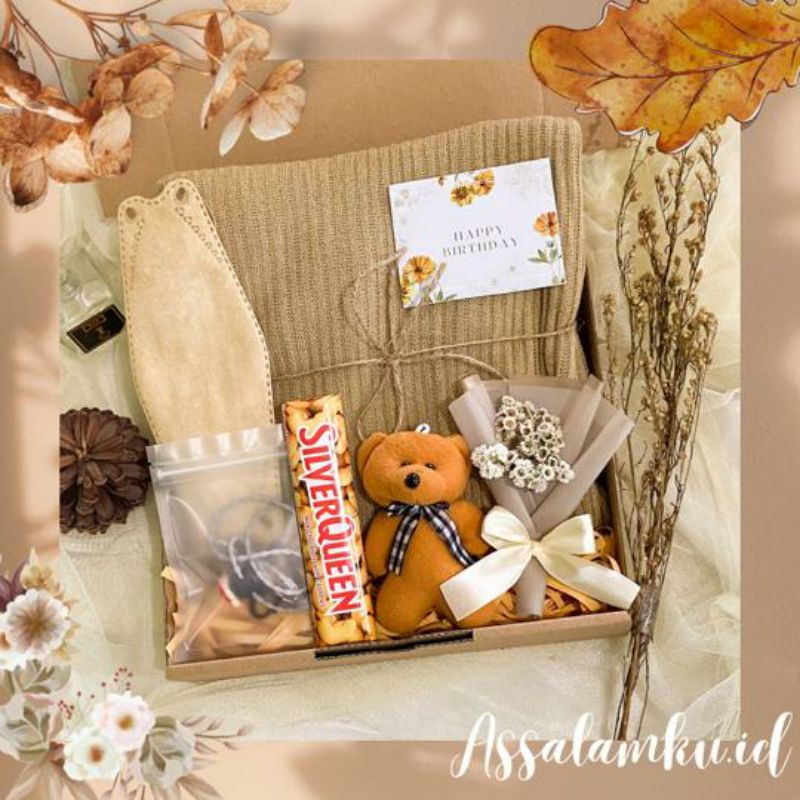 Hampers cewek murah / kado ulang tahun cewe/kado wisuda / gift box cewe
