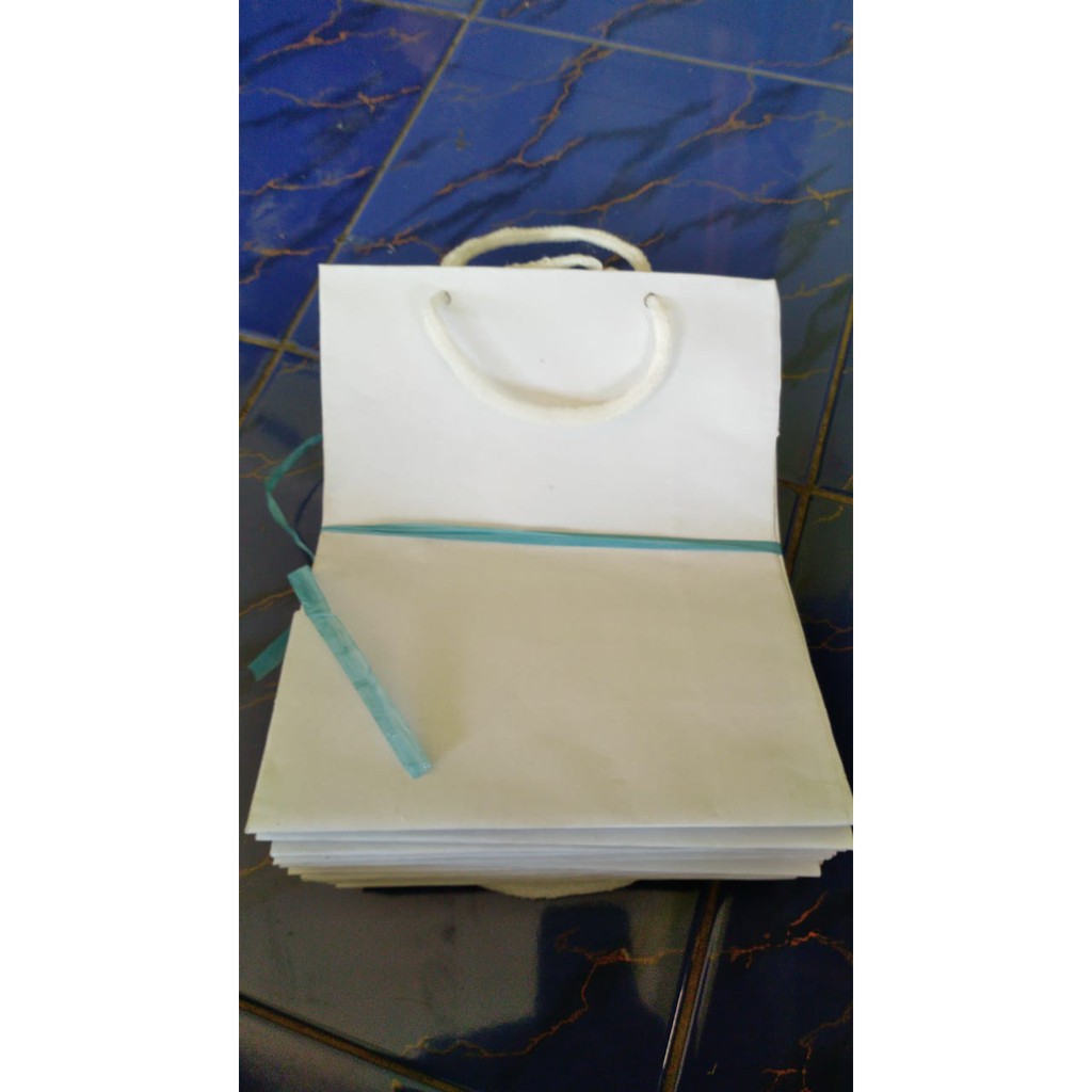 

Paperbag PUTIH Paper Bag Tas Kertas Polos READY BANYAK-COKLAT