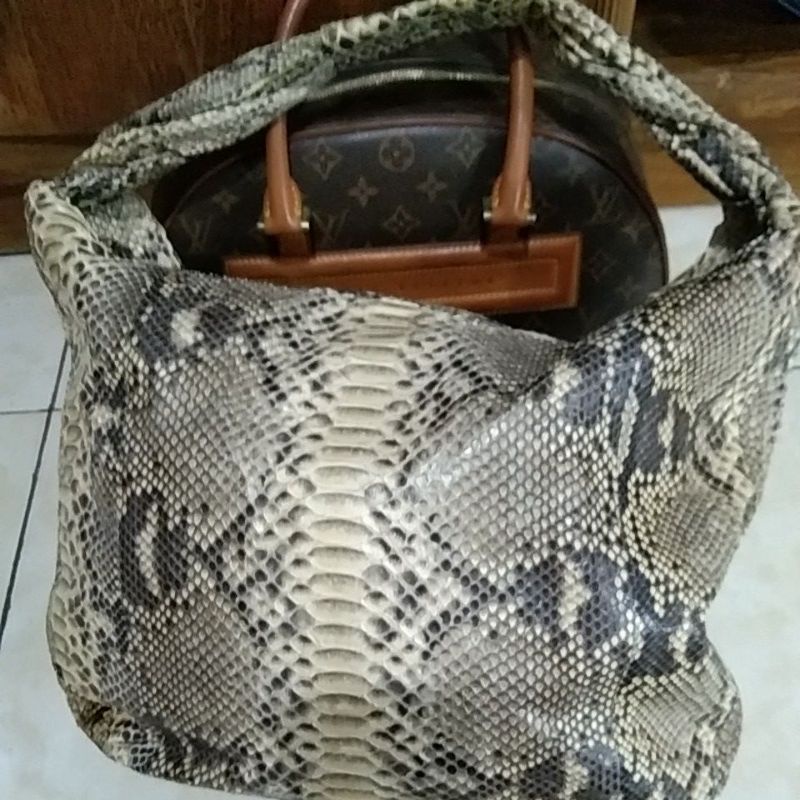 preloved tas kulit ular asli