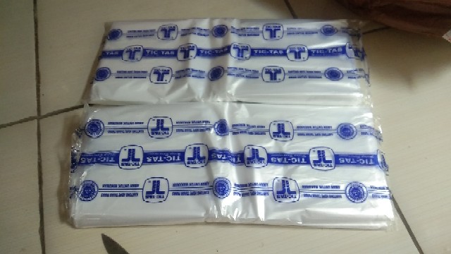 Plastik Laundry Tictas 35x55 Isi 100