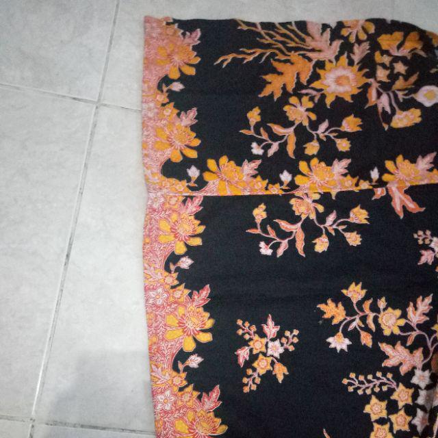 Couple Gayatri Couple Gardena Lumbung Batik