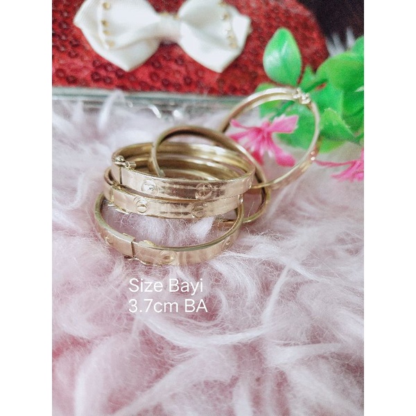 Gelang Cart**r Bukaan samping isi 6  size 4cm