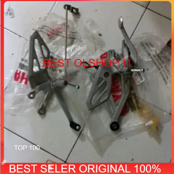 Footstep depan kanan kiri yamaha R15 VVA original