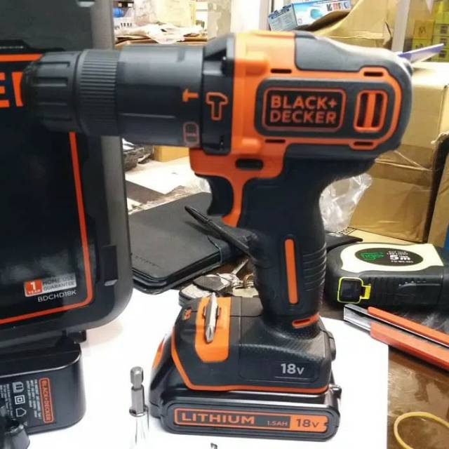 gambar MESIN BOR CORDLESS BATRE BLACK DECKER 18V