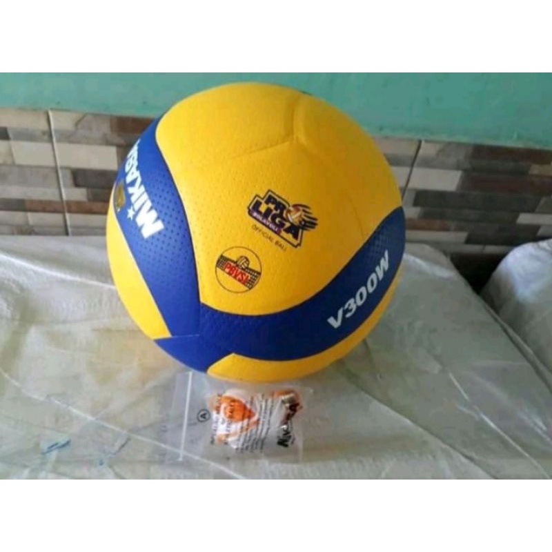 bola volly Mikasa v300w original