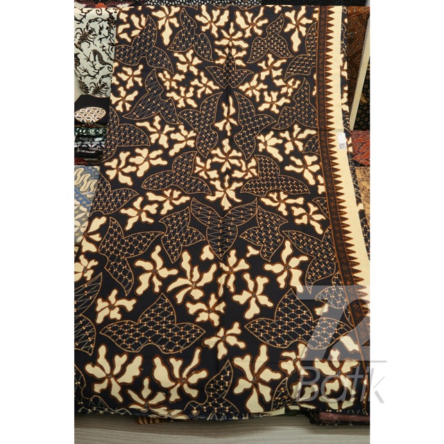 KAIN BATIK PREMIUM Bahan Katun Motif Bulat Sogan Kawung Kontenporer Modern Hitam Item 724250 Cap 72 Jarik Jarit Samping Kebat Panjang Batik Katun Modern Premium Bahan Seragam Batik Pernikahan Kantor Keluarga Murah Kamen Jadi Batik Bali Lembaran