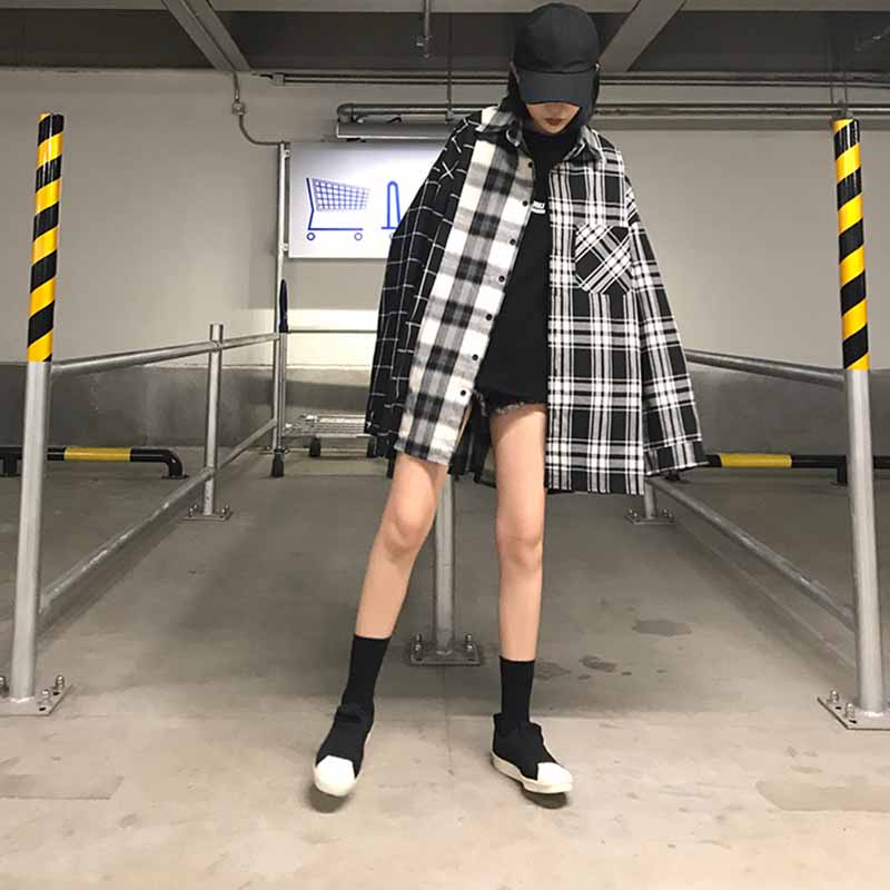 kemeja wanita kotak-kotak hitam putih atasan korean style oversize shirt lengan panjang