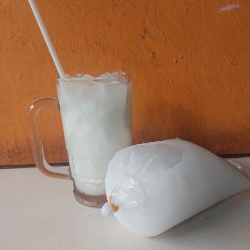 

Es Kelapa Muda + Susu