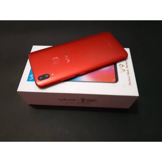 VIVO V9 RAM 4GB ROM 64GB