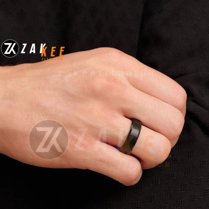 Cincin Pria Wanita Titanium Hitam Black Polos Keren Original Anti Karat