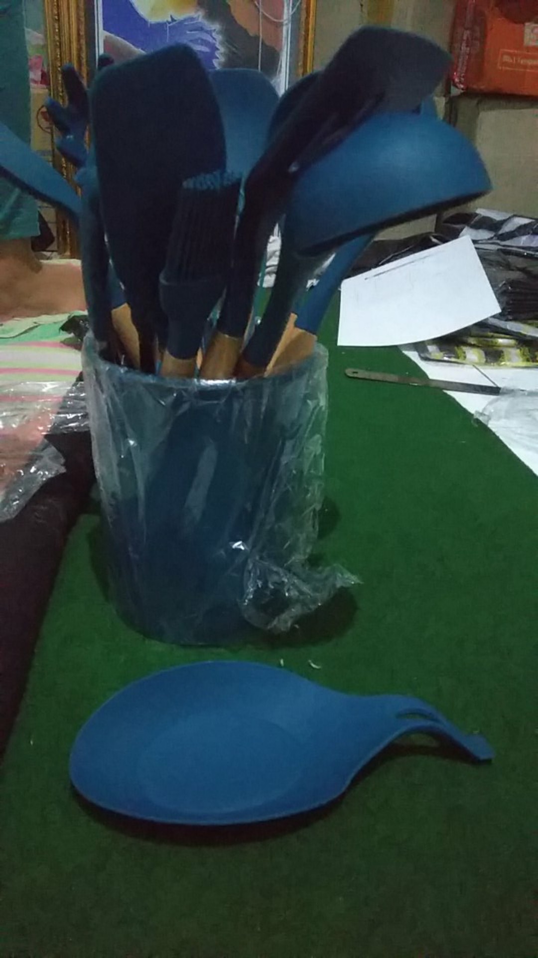 Hih Set 13 In 1 Silicone Utensil Peralatan Spatula Silikon Sutil Kitchen Set + 1 Wadah