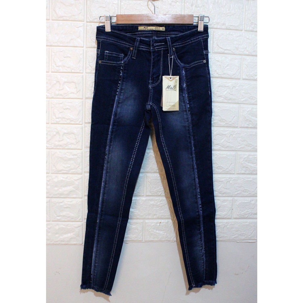 Celana jeans 959/jeans wanita terbaru/celana jeans wanita panjang murah/celana jeans robek