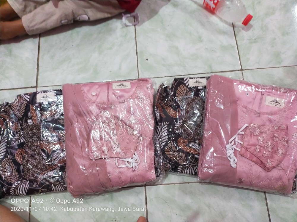 Couple Amalia Couple Kebaya Couple Brokat Sarimbit Batik Modern Couple Keluarga Kebaya Tunangan