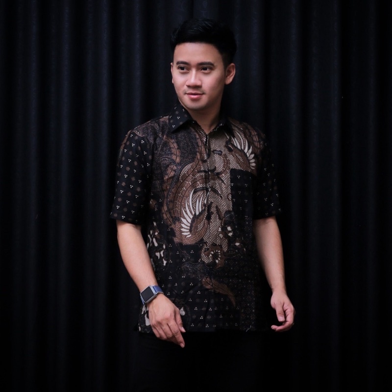 Baju Batik pria Lengan Pendek Terbaru 2022 Batik Jumbo Size M L XL XXL 3XL 4XL 5XL Batik pria jumbo Ld 130 Atasan pria Modern Batik Slimfit kemeja Pria Original Batik Pekalongan Populer Batik Pria Murah Batik Laki Laki Batik Couple Ayah dan Anak original